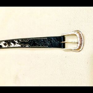 Beautiful vintage hand crafted leather belt by Ranger